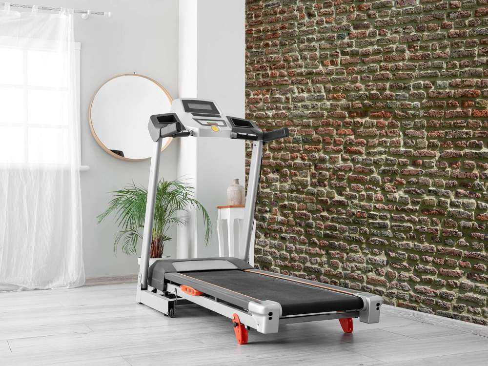 Ściana ze starych cegieł